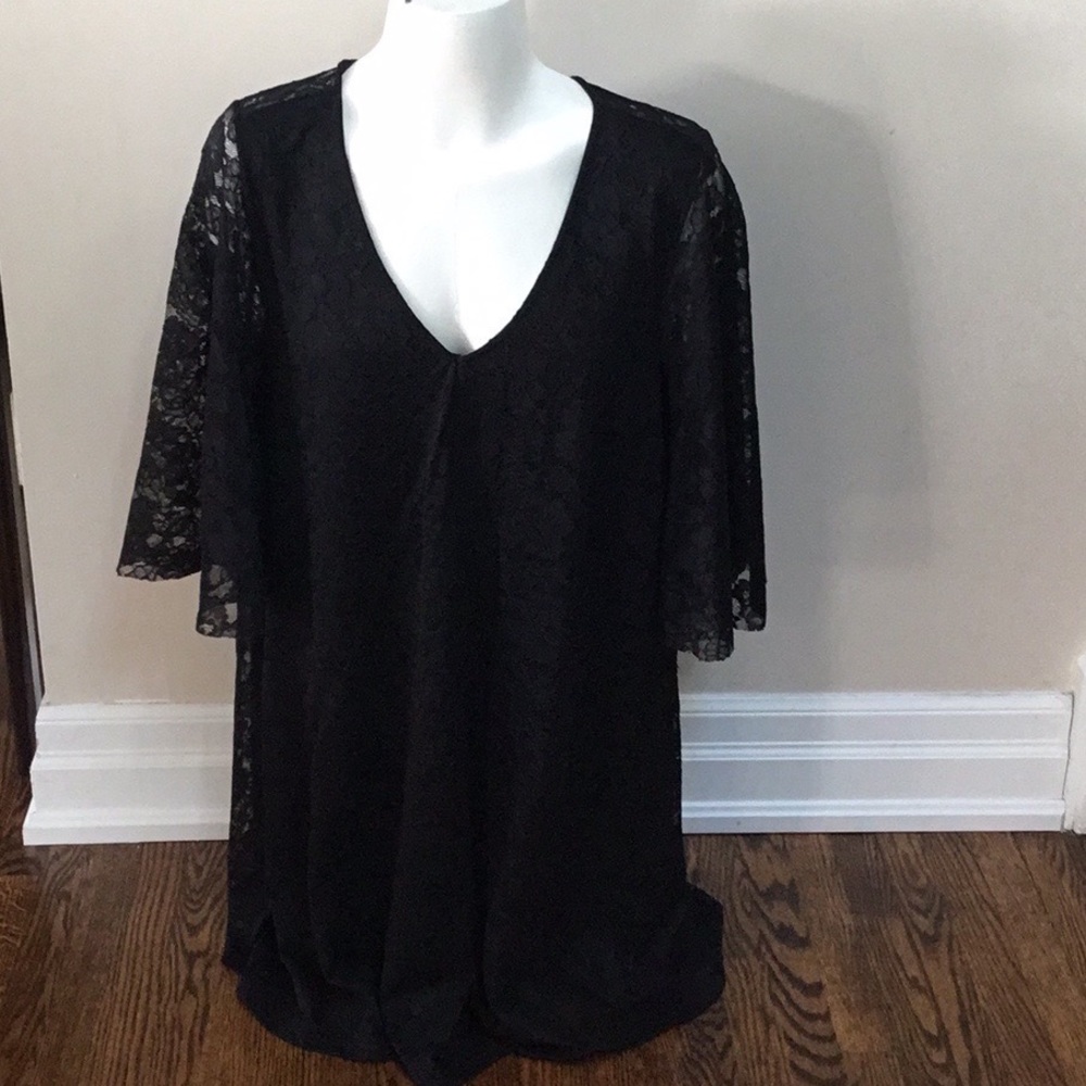 Francesca’s Black Lace Dress